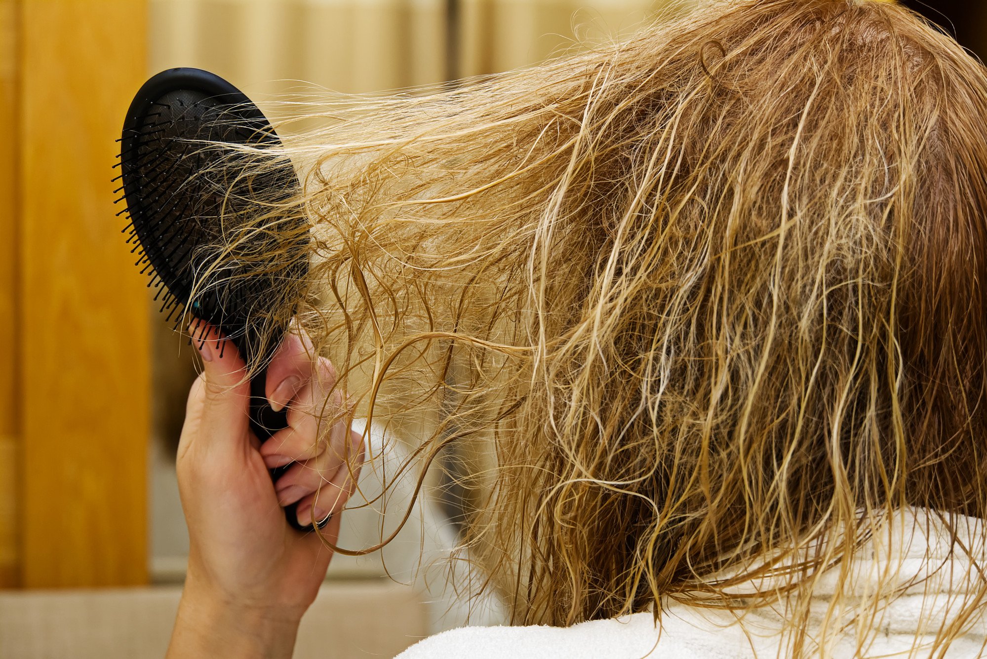 How To Brush Your Hair Properly And Why Its Knot As Simple As You Think