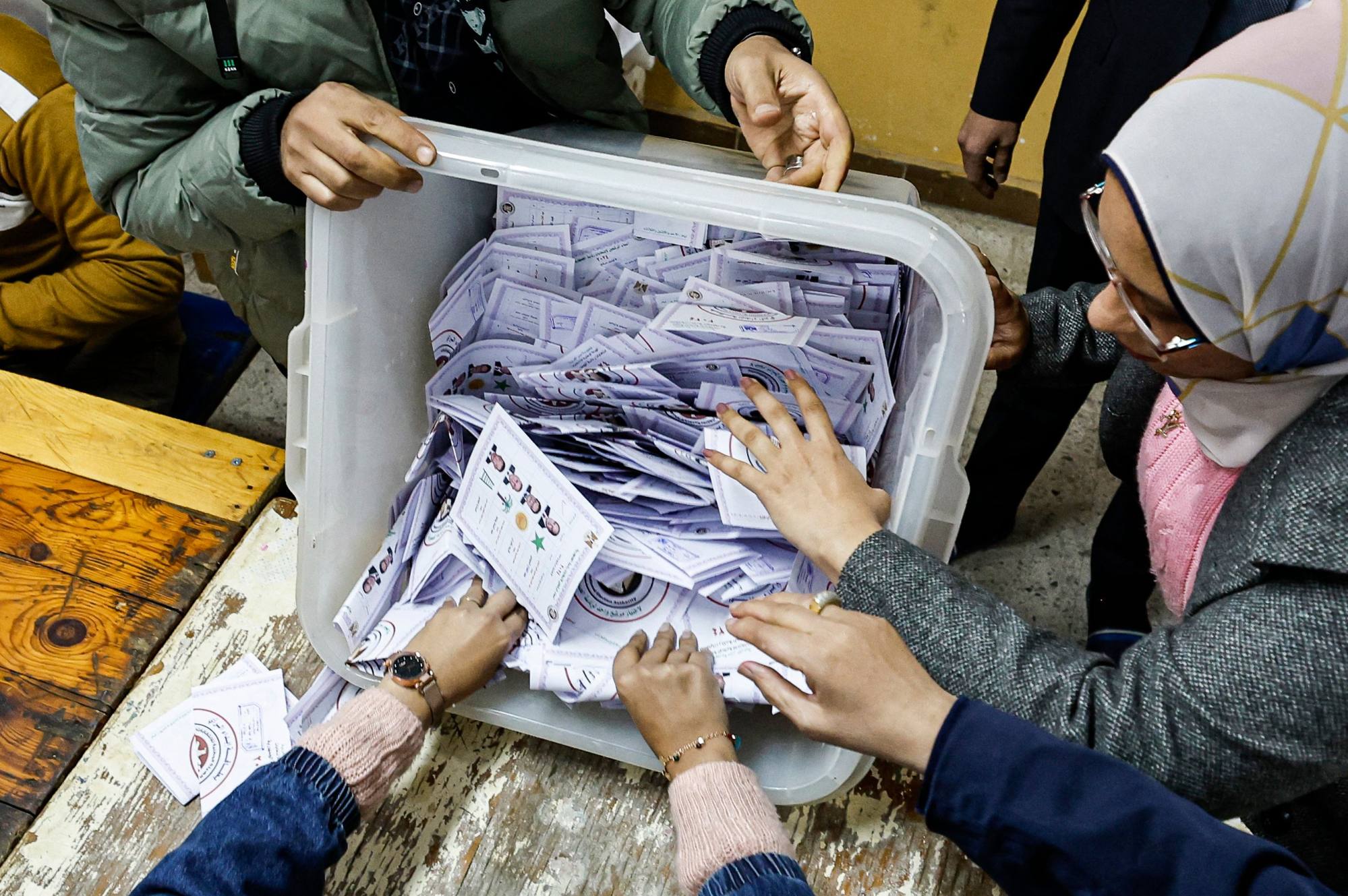 Egypts Sisi Wins Presidential Election With 90 Of Votes Amid