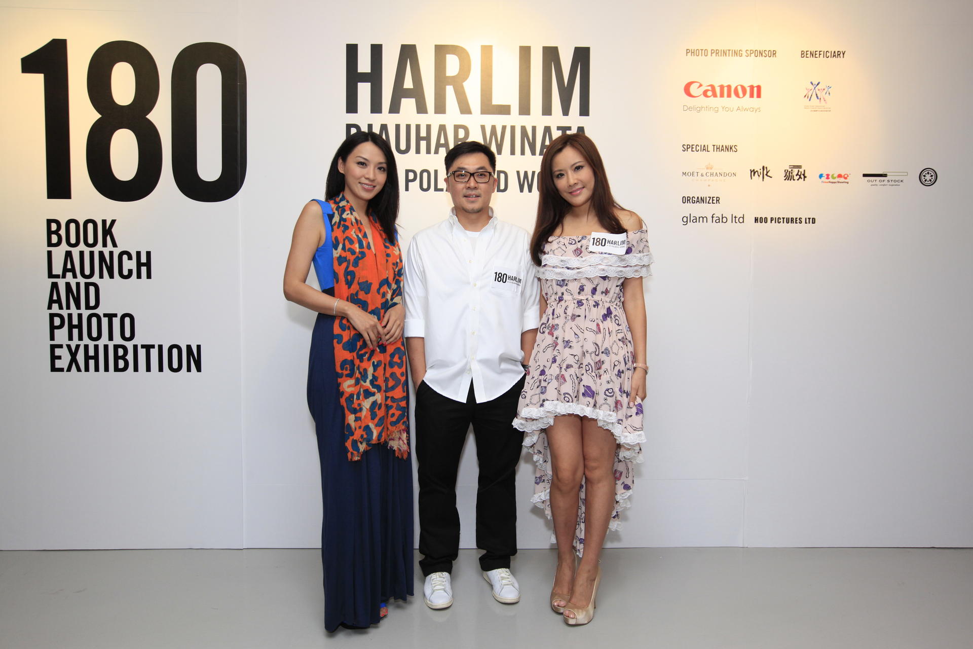 Winata with Alice Chan (left) and Pinky Cheung. Photo: SCMP
