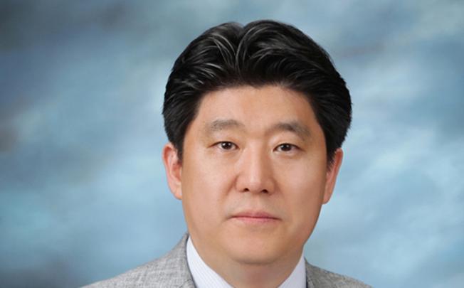 Yoo Jin-san, president, CEO and founder