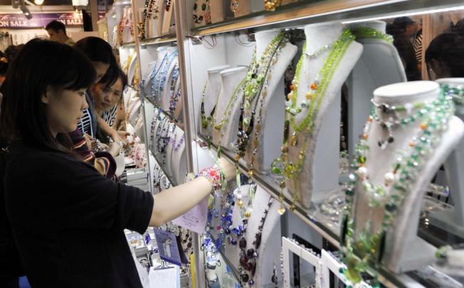 China's largest trade fair, Canton Fair serves as the barometer indicating China's export situation. Photo: Xinhua
