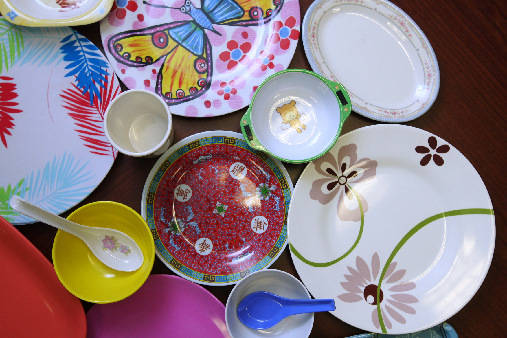 The EU says imports of Chinese ceramic tableware and kitchenware are crowding out domestic sales. Photo: Sam Tsang
