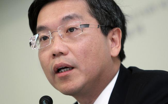 Arthur Yuen Kwok-hang, HKMA's deputy chief executive
