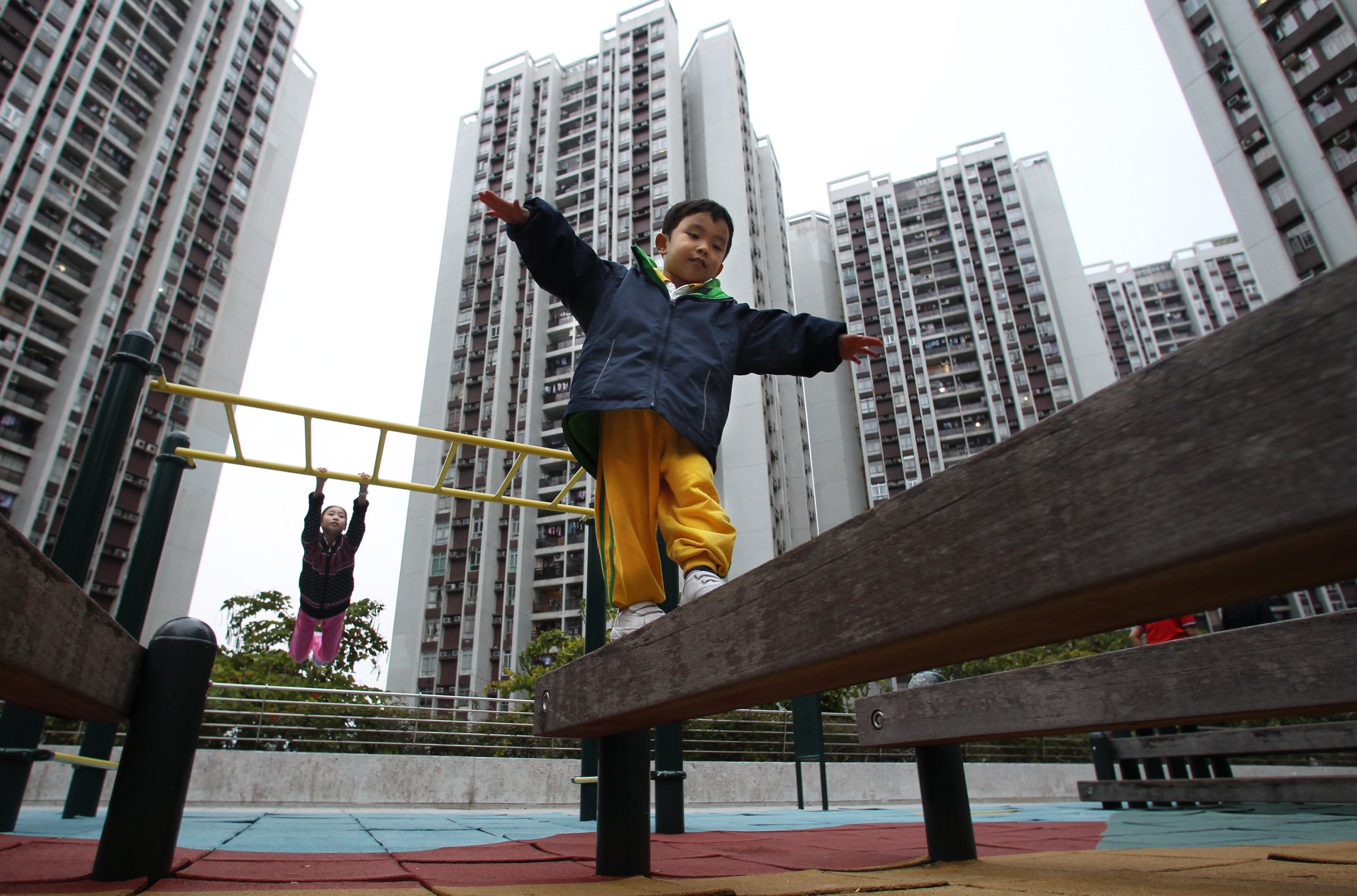 Does adding children's names to the deeds of a Hong Kong flat involve any duty or tax?