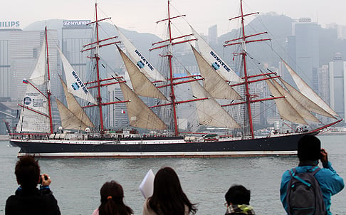 Show boat enters Hong Kong's Victoria Harbour. Photo: Sam Tsang