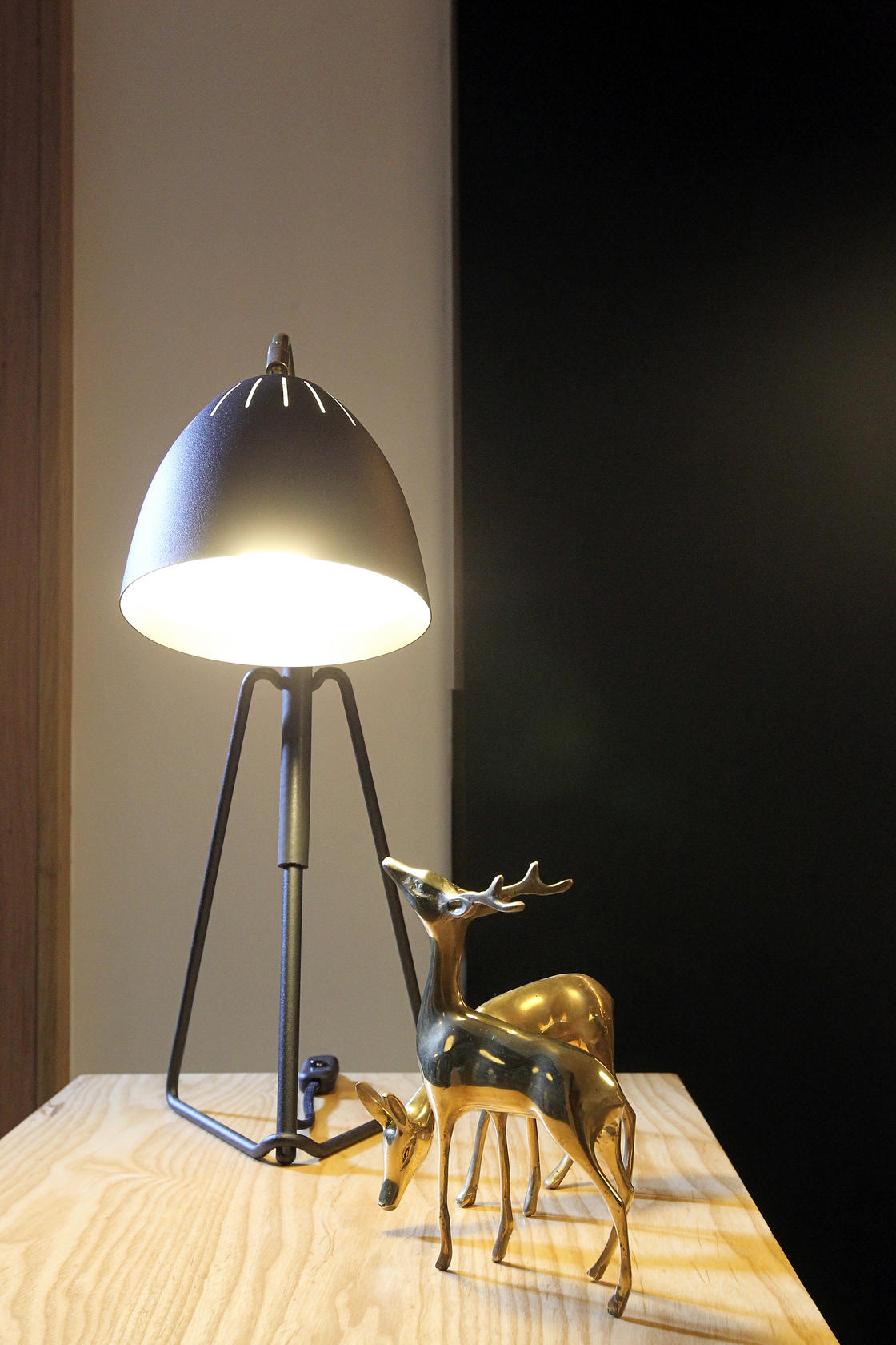 Orsjo table lamp