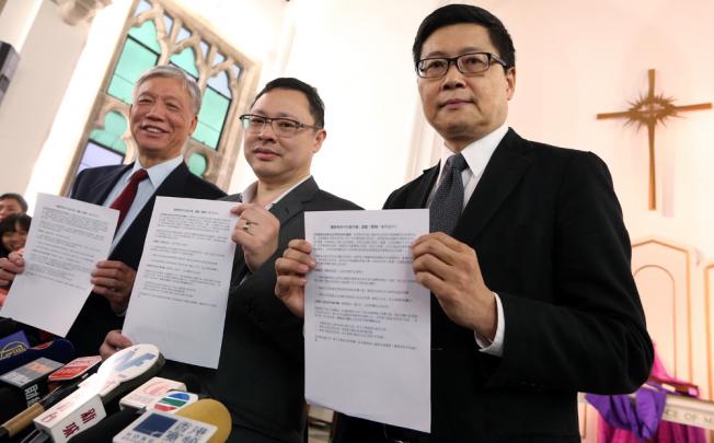 (Left to right) Chu Yiu-ming, Benny Tai Yiu-ting and Chan Kin-man meet the media to announce the arrangements of "Occupy Central" aiming at achieving universal suffrage. Photo: Sam Tsang