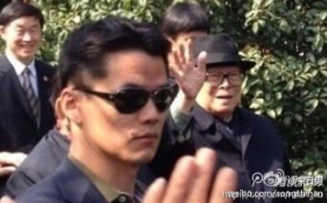 Jiang Zemin seen in his hometown Yangzhou, Jiangsu in photos circulating yesterday. (Photo: Weibo)