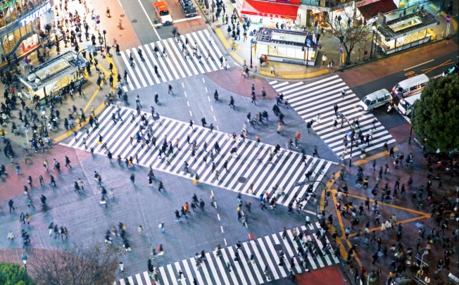 The pedestrian crossing at Shibuya. Photos: Corbis, Eurasia Press