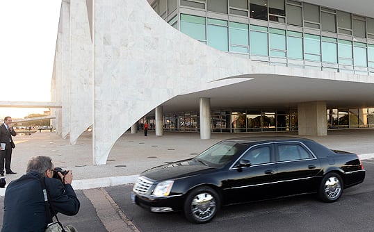 US Ambassador to Brazil, Thomas Shannon, leaves Planalto palace after meeting with the Chief of the Institutional Security Cabinet of Brazil, Jose Elito, in Brasilia. Photo: AFP