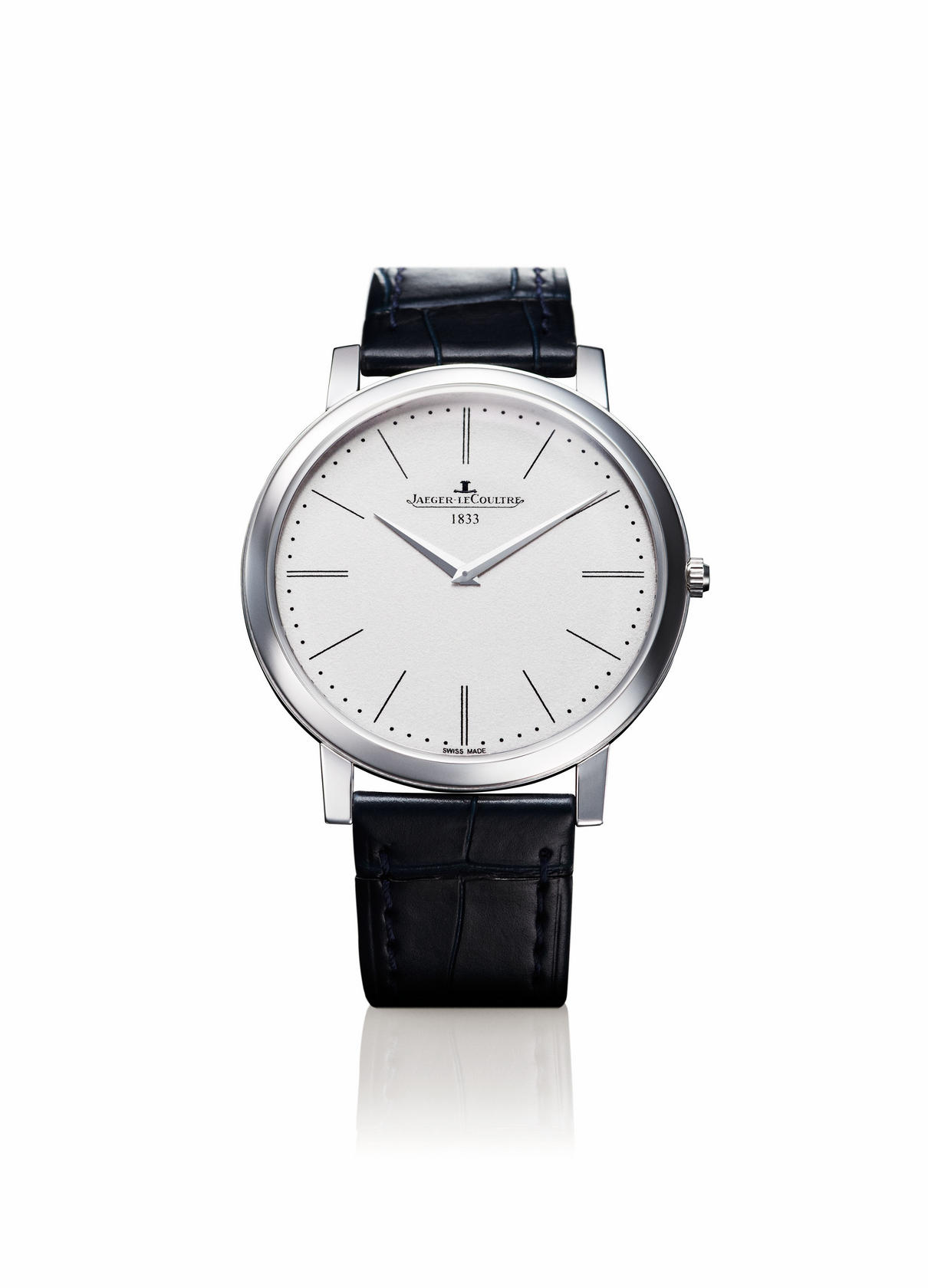 JAEGER-LECOULTRE Master Ultra Thin Jubilee: Inspired by an ultrathin pocketwatch launched by the brand in 1907, this new model has a knife-shaped case that’s only 4.05mm thick. Simple and elegant, it is the thinnest manually winding mechanical wristwatch on the market.