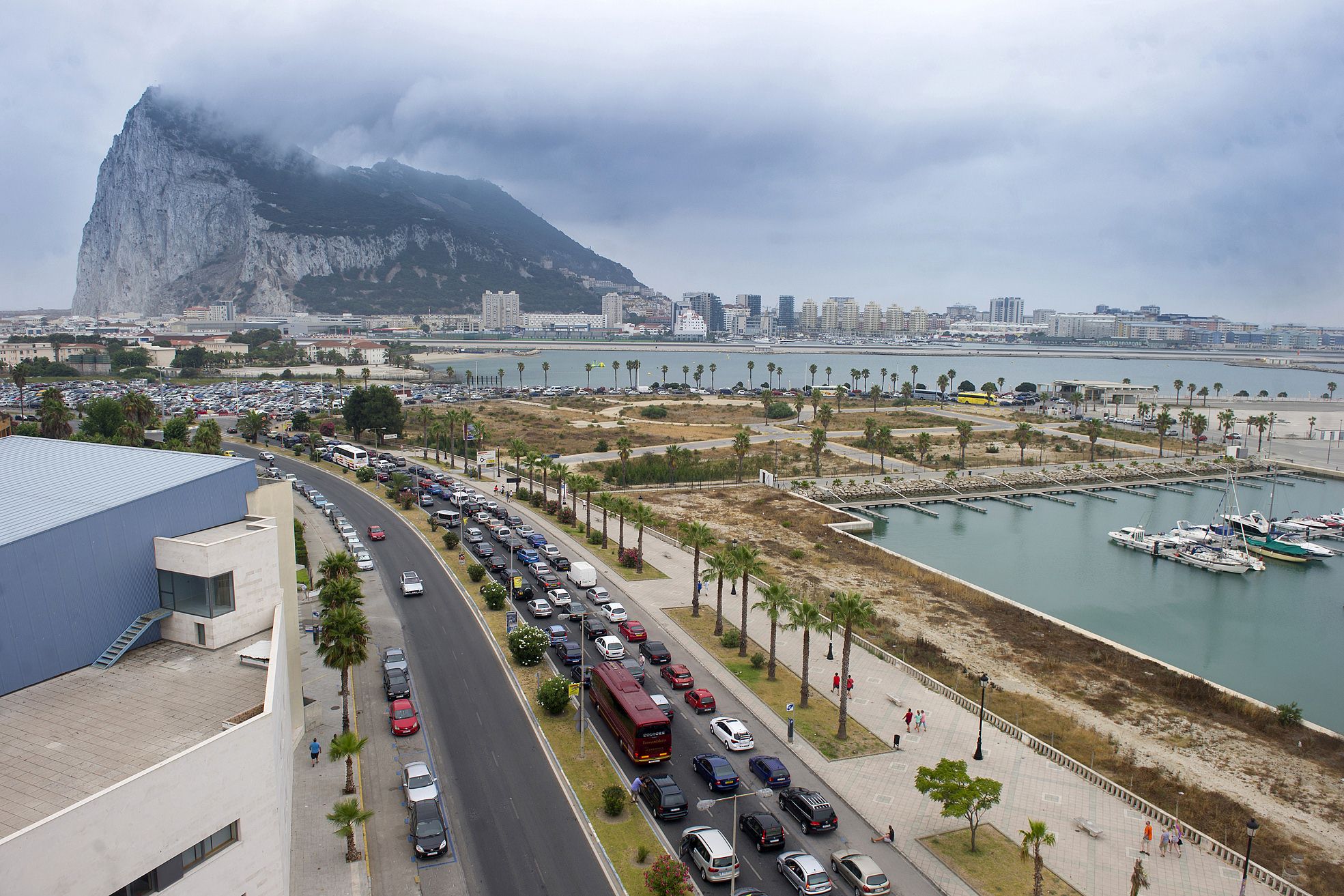 Motorists queue at the border crossing between Spain and Gibraltar. Photo: AFP
