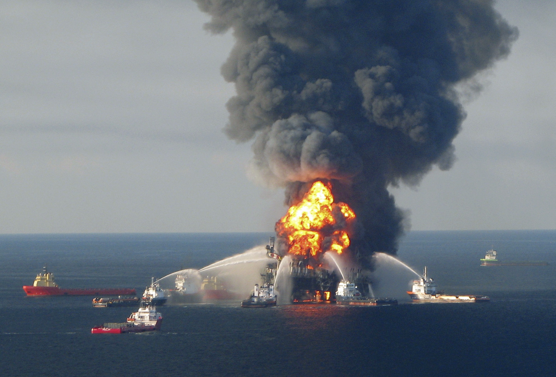 Robert Kaluza and Donald Vidrine were the two highest-ranking supervisors on board the Deepwater Horizon when it exploded on April 20, 2010, spilling oil into the gulf of Mexico. Photo: Reuters.