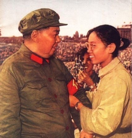 Young Song Binbin and Mao Zedong