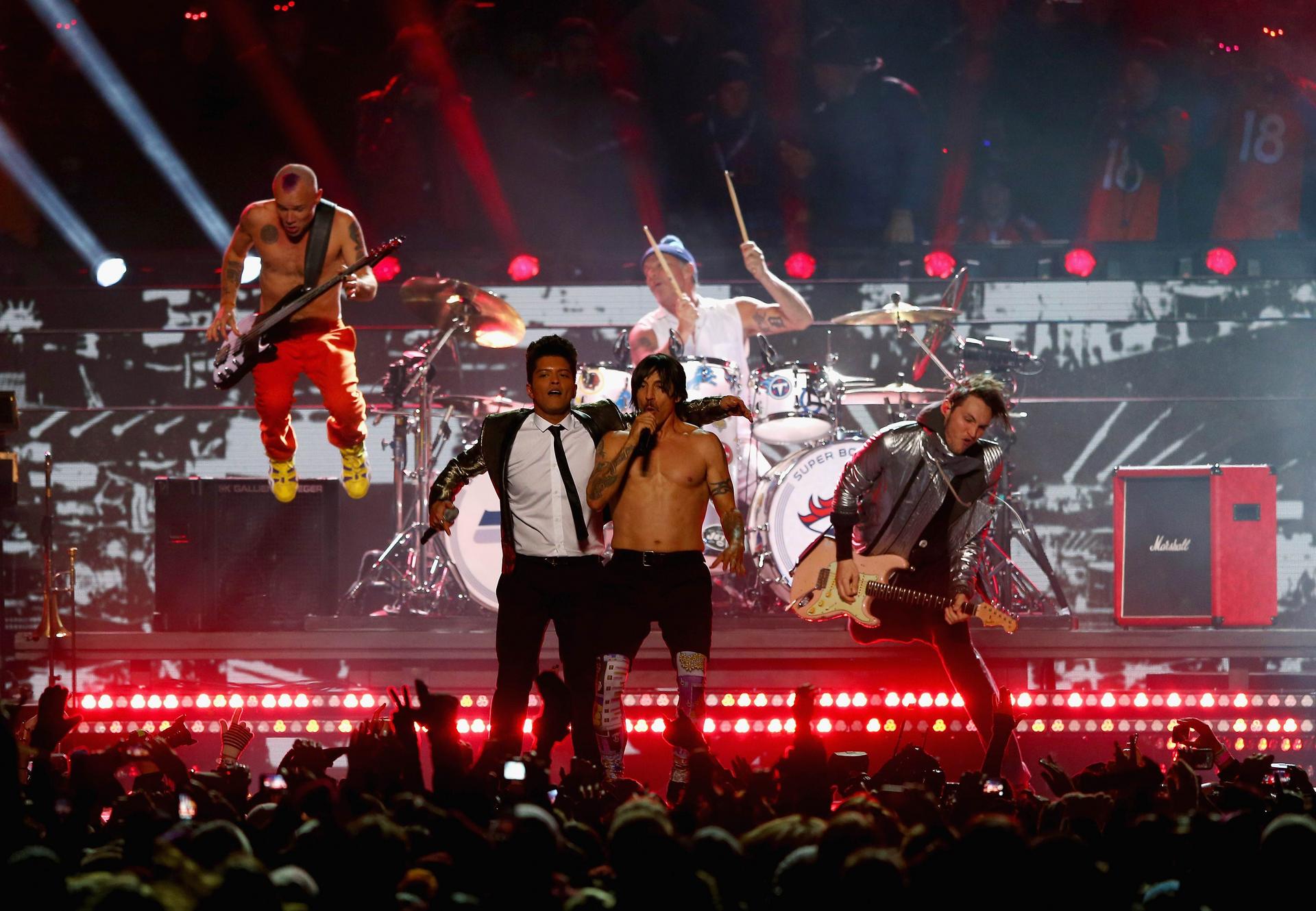 Red Hot Chili Peppers Admit They Mimed Their Super Bowl Halftime Perfo