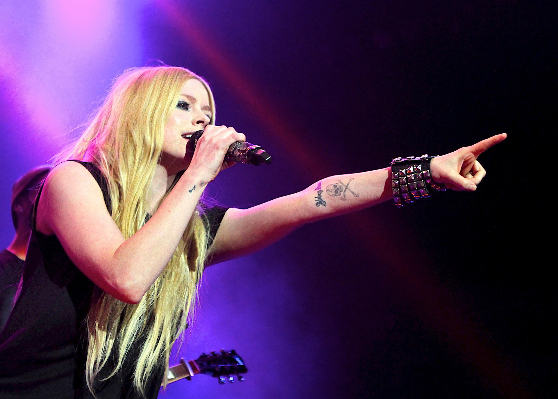 Avril Lavigne on stage in Atlanta, Georgia in December last year. Photo: Corbis