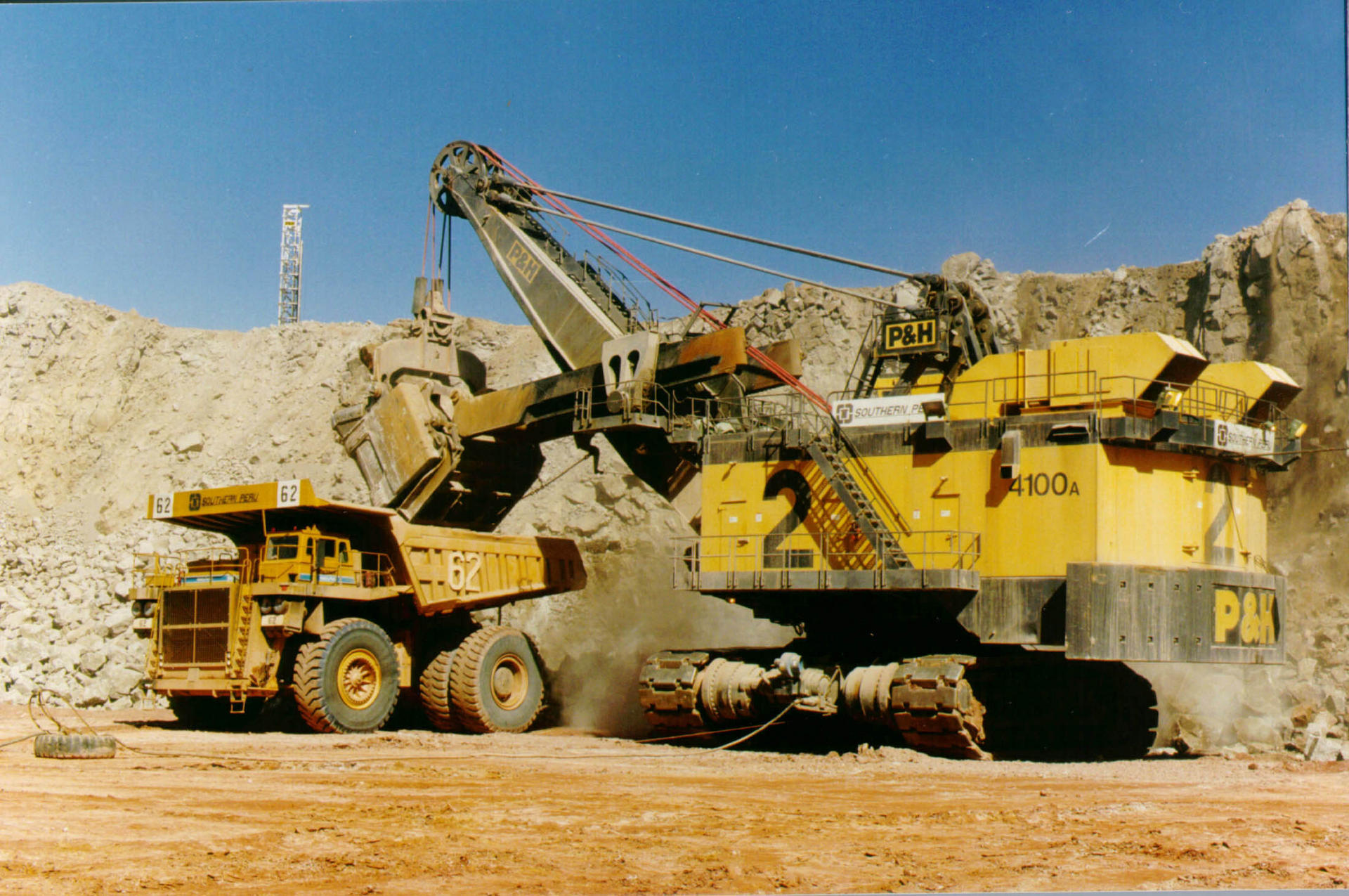 An open pit copper mine in Peru, where China Minmetals is expected to close on the mainland's second largest mine deal. Photo: Bloomberg