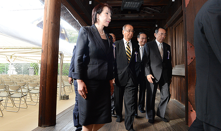 Japanese lawmakers visit the war-linked controversial Yasukuni shrine in Tokyo. But they are a tiny minority. Photo: Xinhua