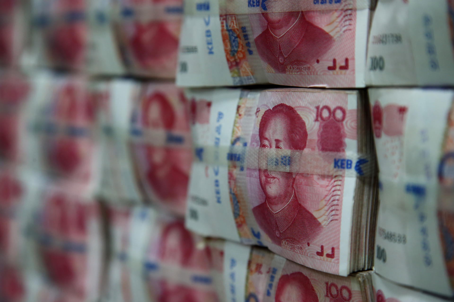 The yuan is becoming more popular in global payments, and is now in the world's top 10 most-used currencies. Photo: Bloomberg