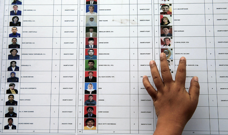 Some 230,000 candidates are competing nationwide for about 20,000 local and national legislative seats in the world's third-largest democracy. Photo: Reuters