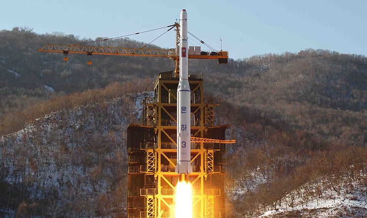 A North Korean Unha-3 rocket lifts off from the Sohae launch pad in Tongchang-ri. Photo: AP
