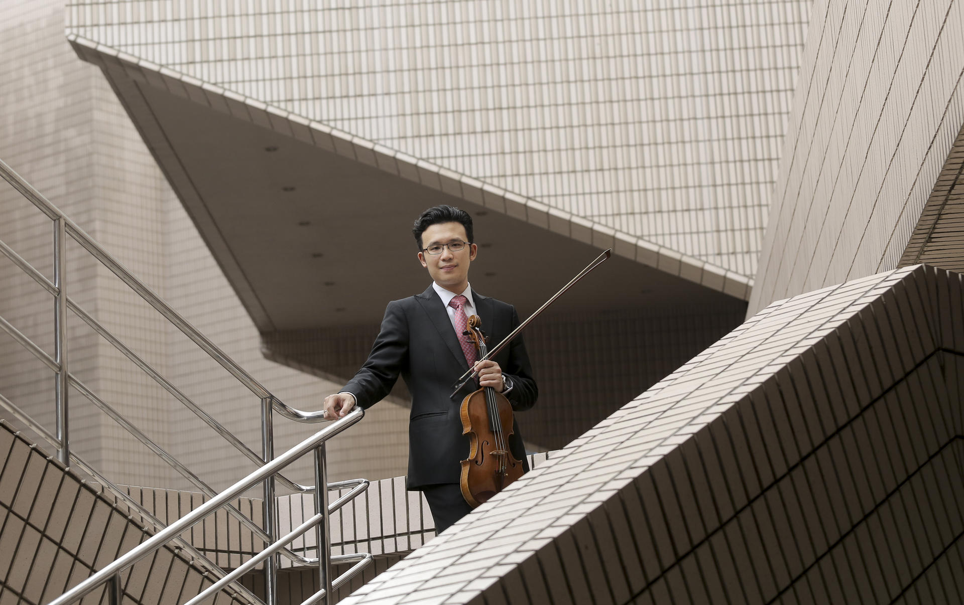 Andrew Ling│Principal Viola│Hong Kong Philharmonic Orchestra (HK Phil)