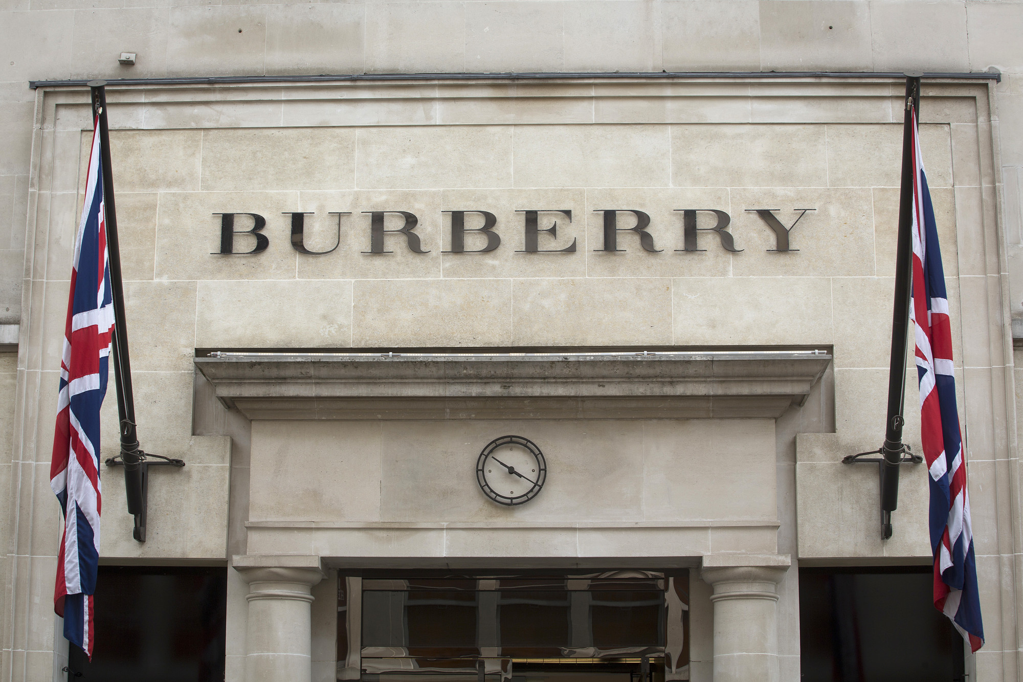 British luxury label Burberry has begun experimenting with live streaming its runway shows and uploads 'shoppable' videos to its website.