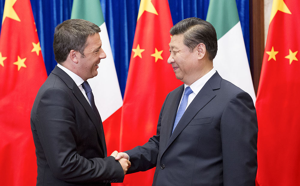  Italian Prime Minister Matteo Renzi with Chinese President Xi Jinping in Beijing on Wednesday. Photo: Xinhua