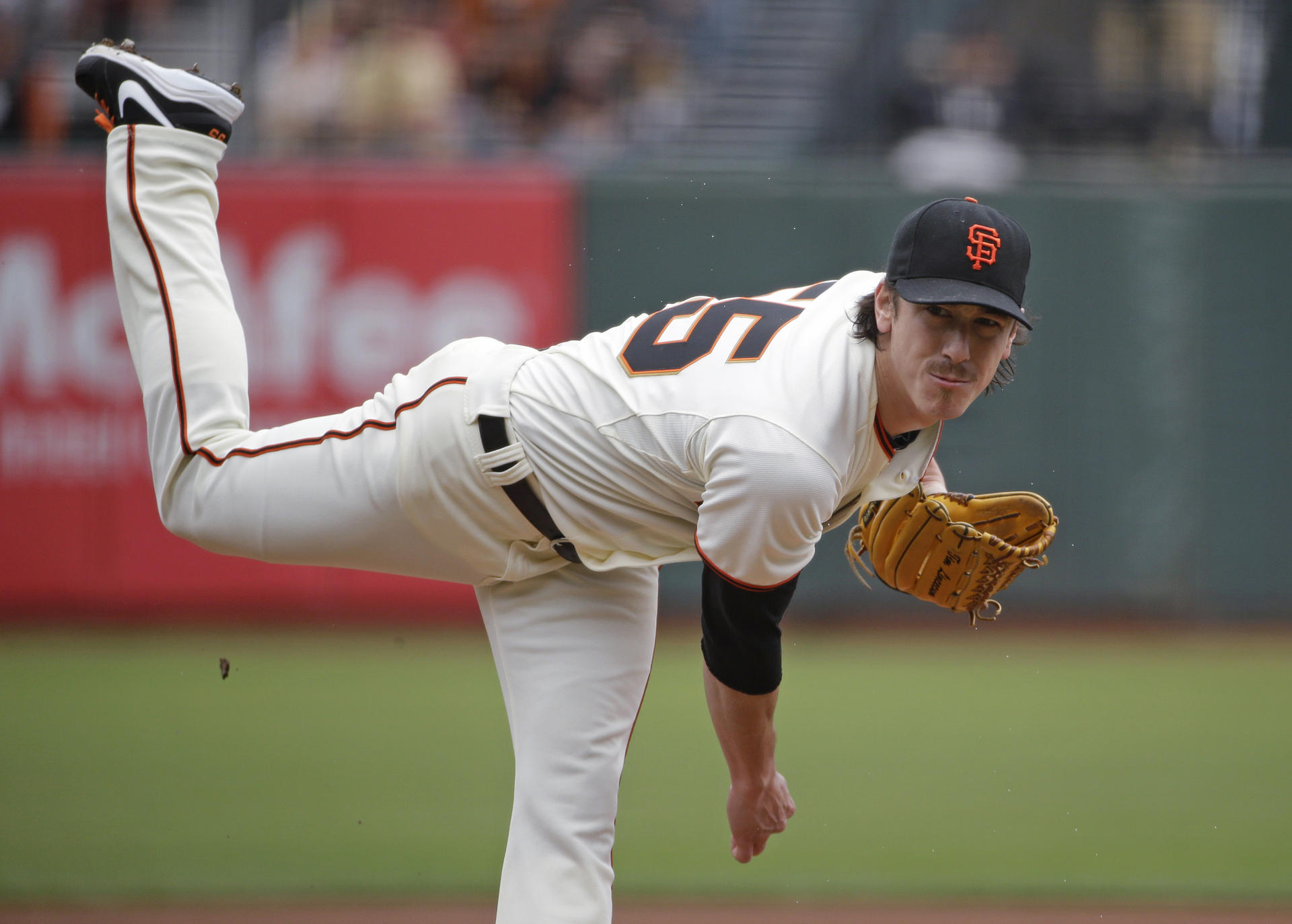 Lincecum no-hits Padres for 2nd time in a year