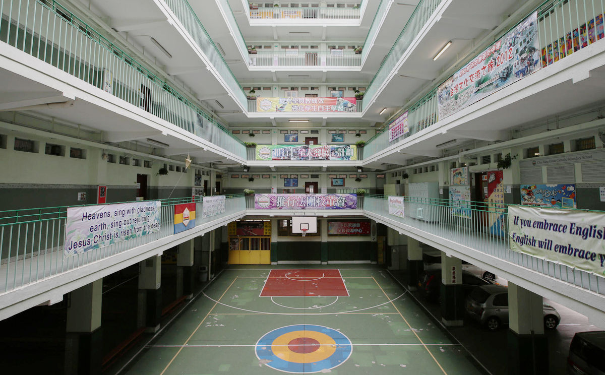 Some 800 pupils cram into Choi Hung Estate Catholic Secondary School, yet applications for a new site have been rejected. Photo: Sam Tsang