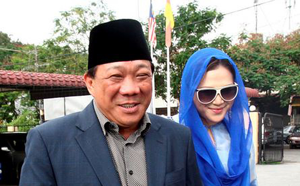 Malaysian lawmaker Bung Mokhtar Radin and his second wife Zizie Ezette in this file image from 2010. Photo: AFP