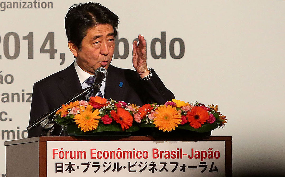 Abe addresses the Brazil-Japan Economic Forum in Sao Paulo on Saturday. Photo: Xinhua