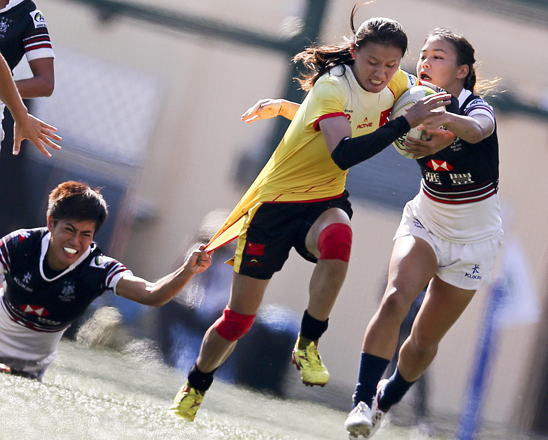 China's Sun Shichao powers through against Hong Kong. Photo: Felix Wong