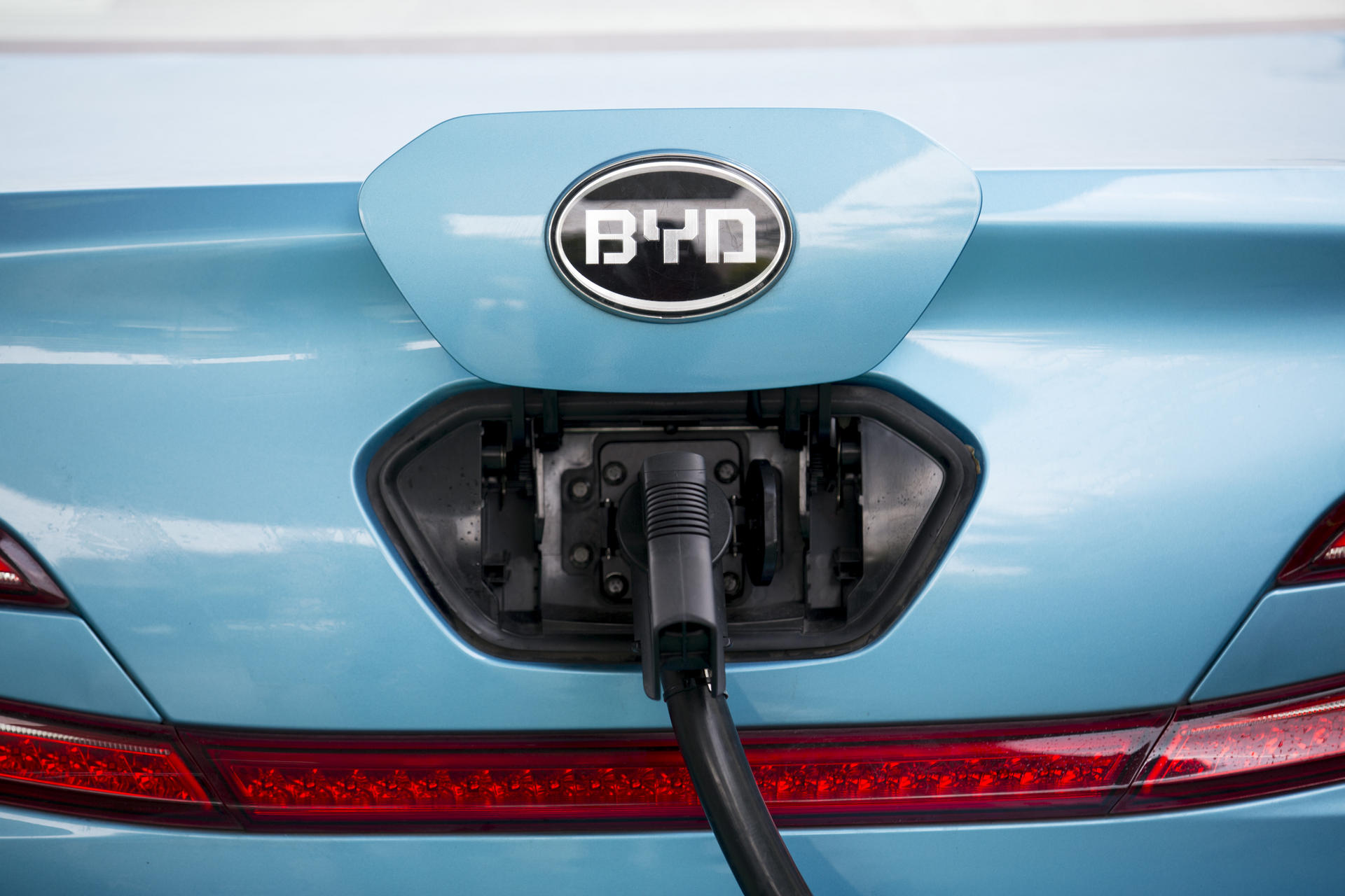 Demand for electric vehicles, such as those made by Shenzhen-based BYD, has been held back by a lack of charging facilities on the mainland. Photo: Bloomberg