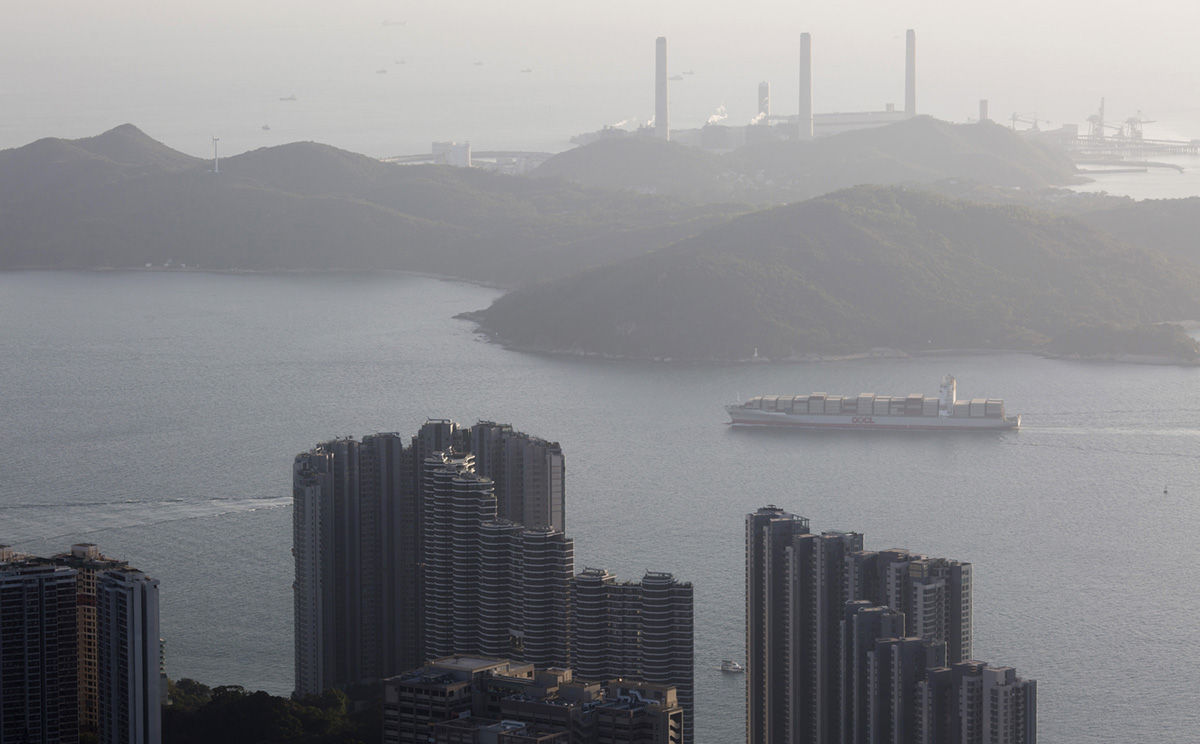 Under the proposal, HK Electric, which serves Hong Kong Island and Lamma Island, will have to further cut emissions by between 5 and 20 per cent. Photo: Bloomberg