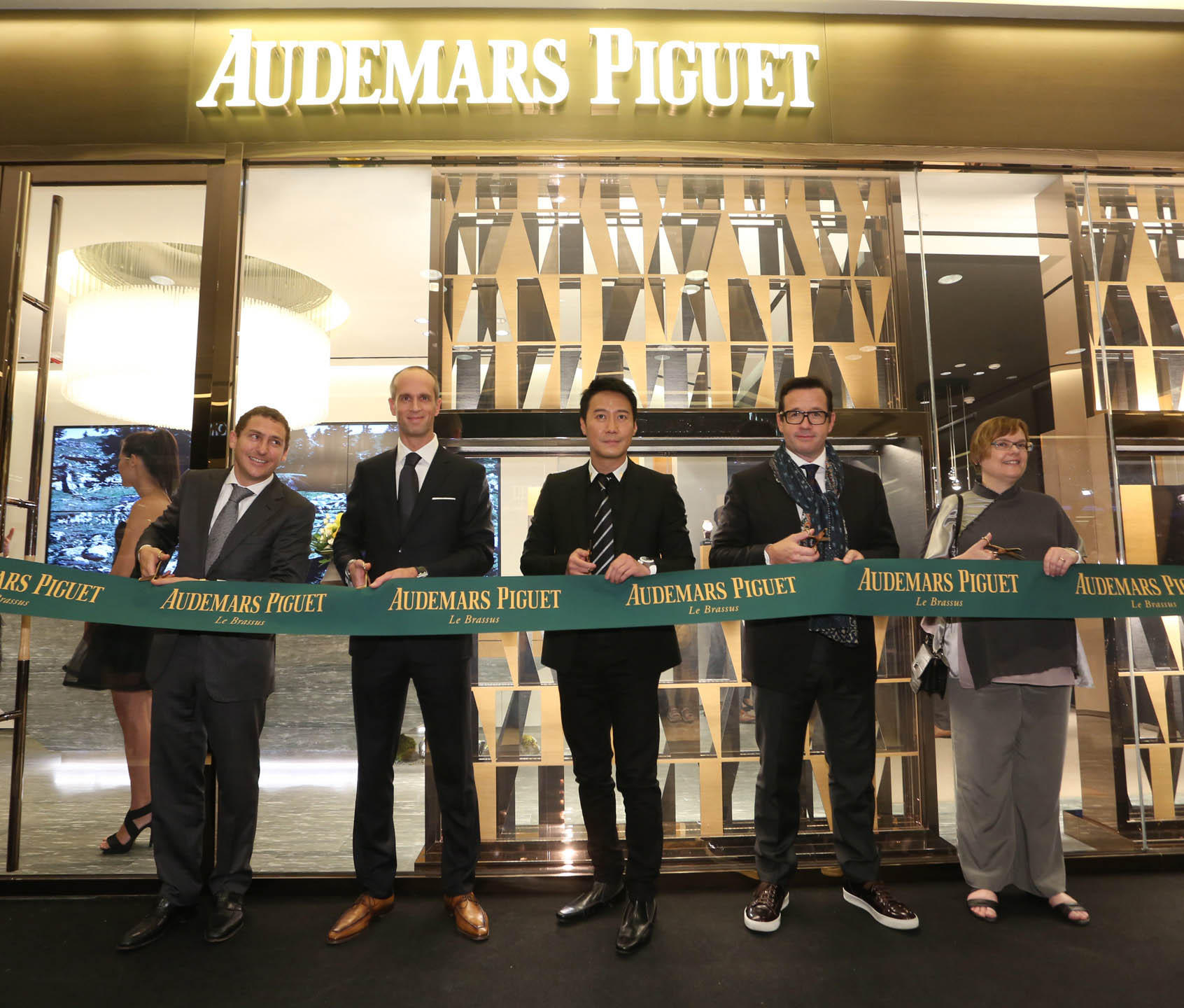 Audemars Piguet opens stand alone shop in HK South China Morning