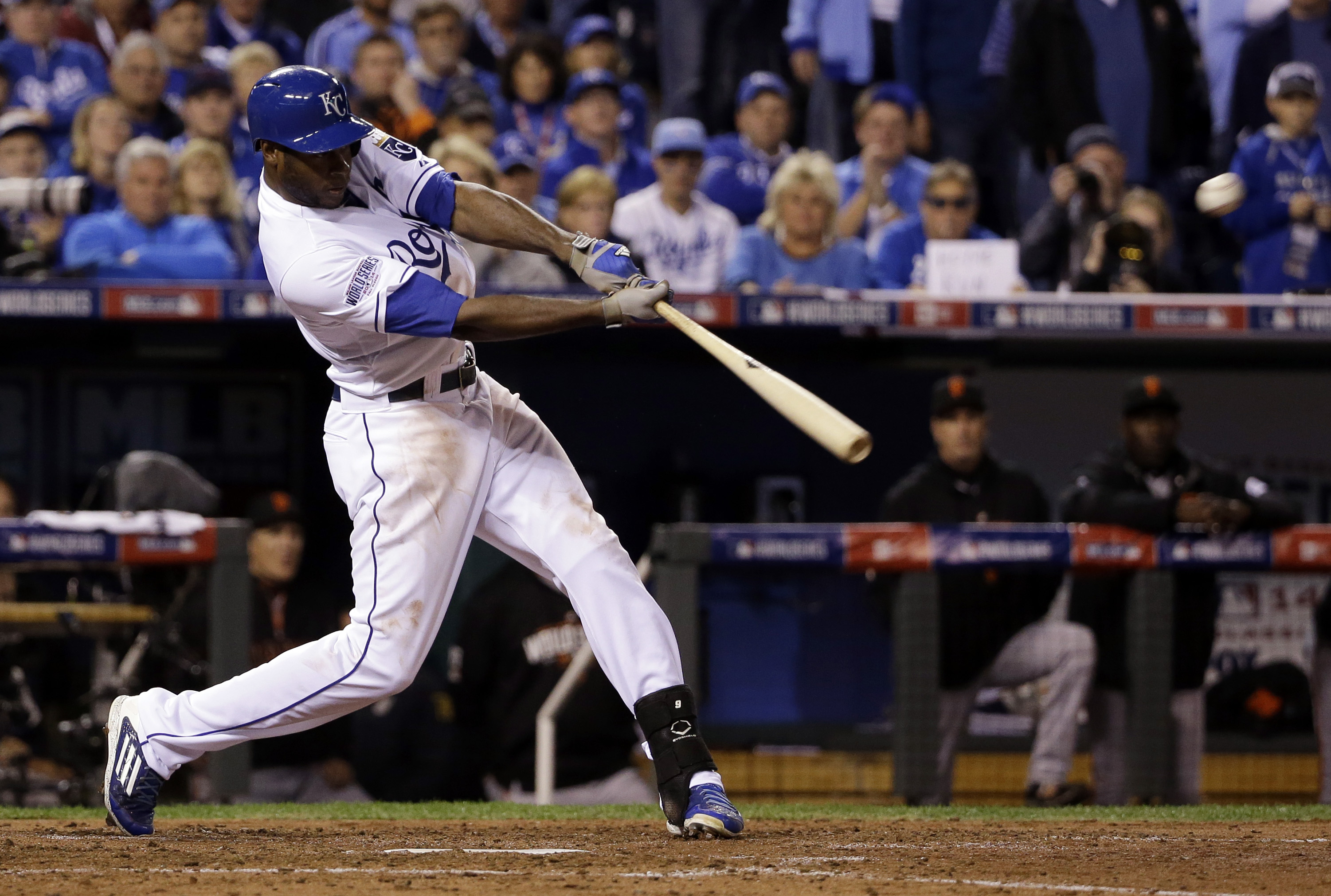 Kansas City Royals Lorenzo Cain hits a RBI double during the third inning of game six as the Royals look set to take the series into game seven. Photo: AP
