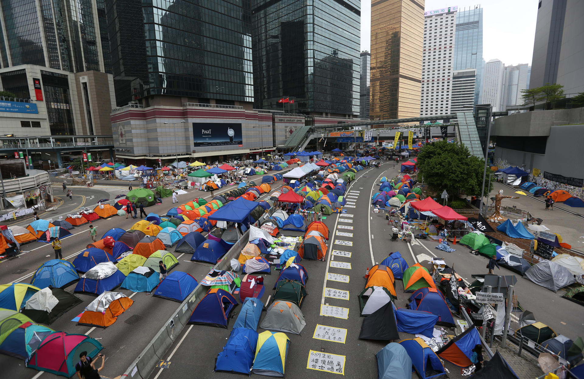 The Hong Kong Marathon could be affected by the ongoing Occupy Central movement, say organisers of the event. Photo: Nora Tam