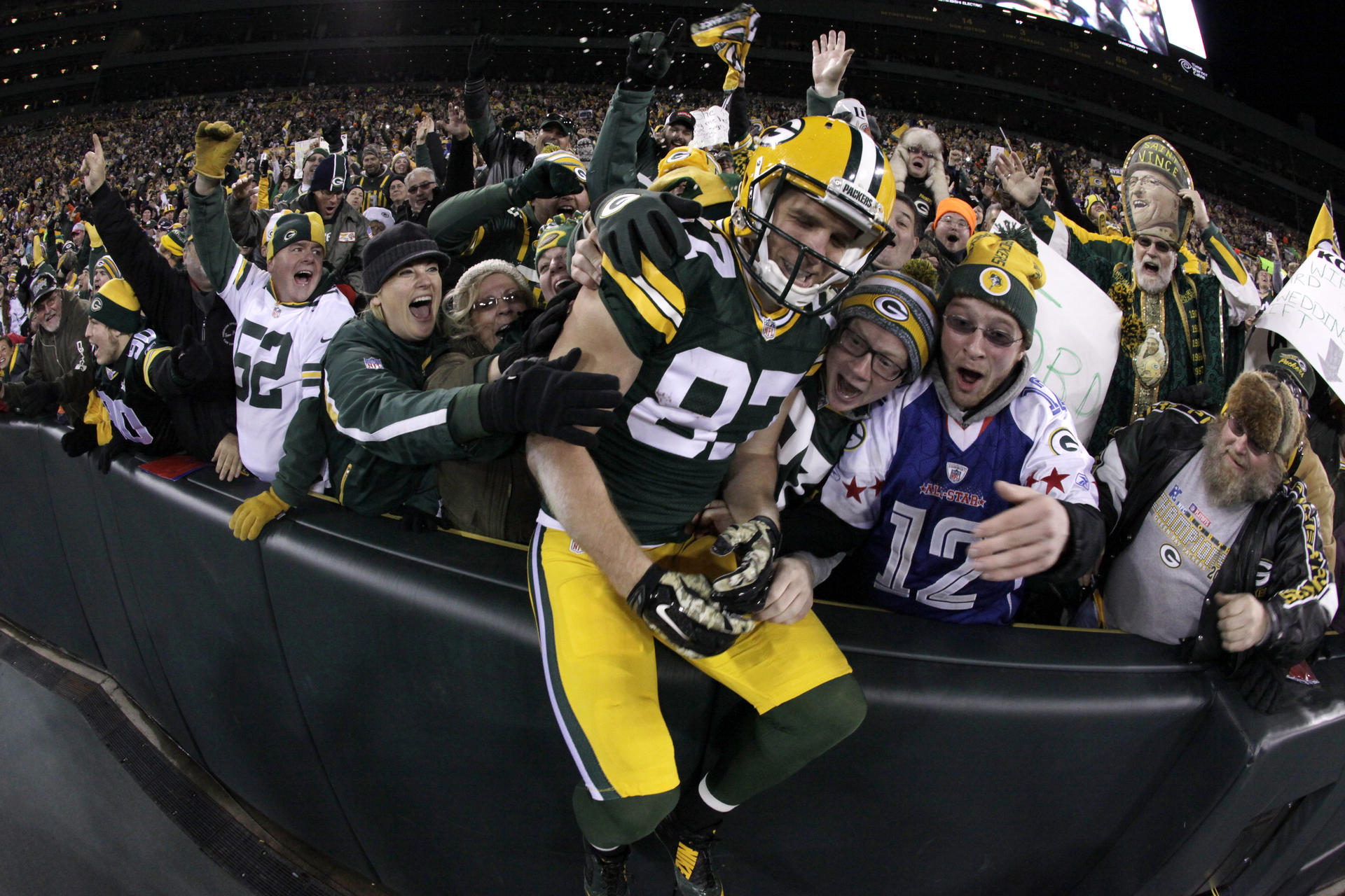 Green Bay Packers wide receiver Jordy Nelson celebrates a touchdown with fans during their game against the Chicago Bears. Photo: AP