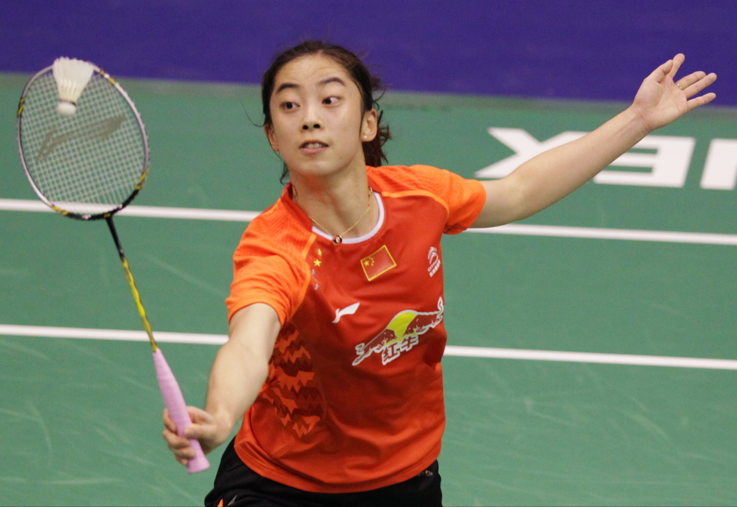 China's Wang Shixian heads for a 21-9, 21-13 win over Japan's Eriko Hirose in the first round of the Yonex-Sunrise Hong Kong Open on Wednesday. Photos: Dickson Lee