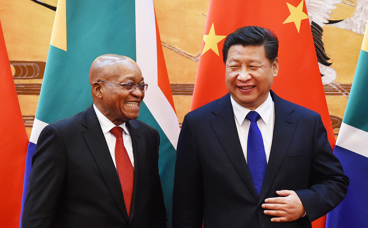 South Africa's President Jacob Zuma (left) with President Xi Jinping at a signing ceremony at the Great Hall of the People in Beijing yesterday, during Zuma's state visit. Photo: EPA