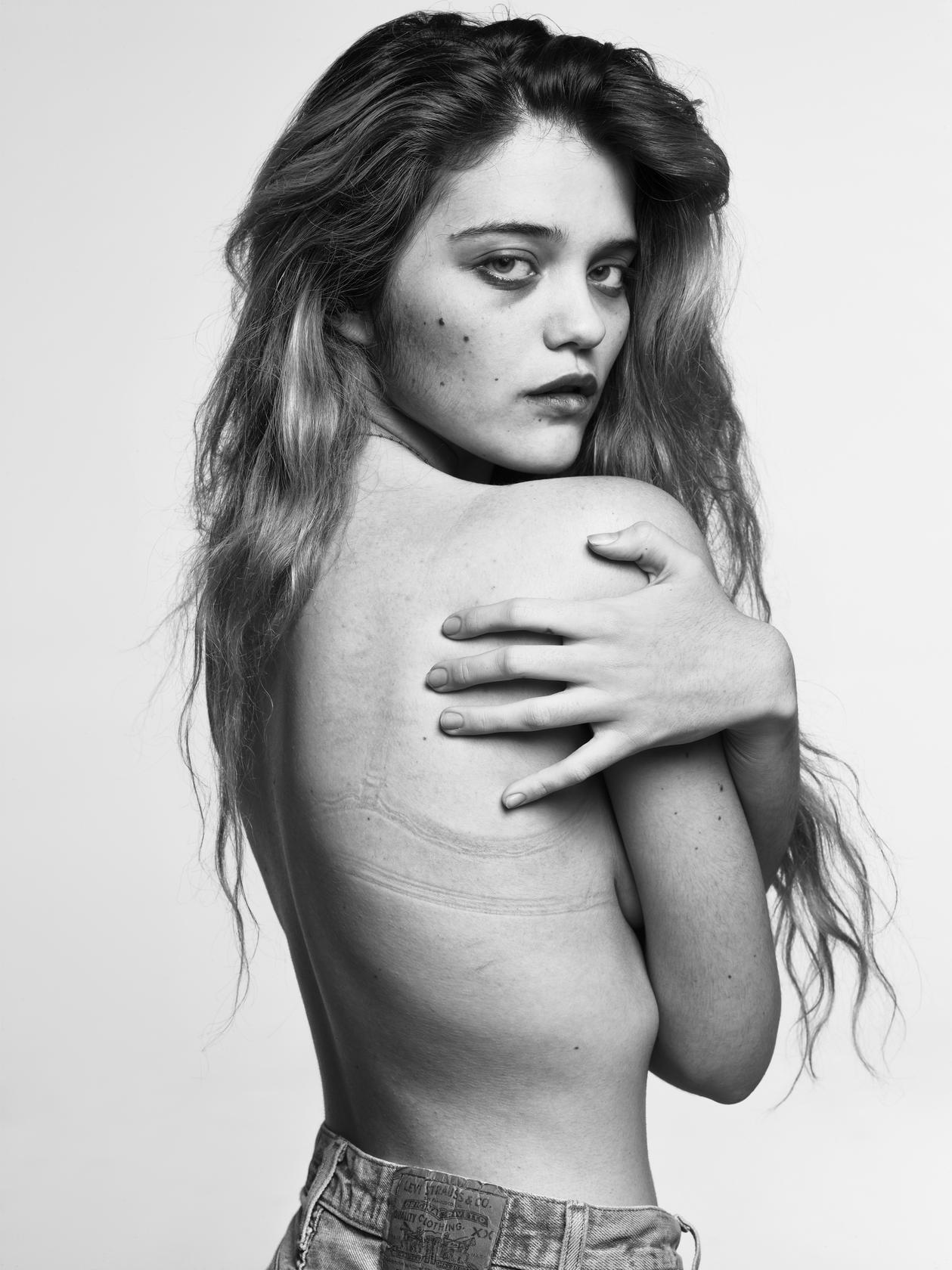 Hedi Slimane's works capture the spirit of rock | South China