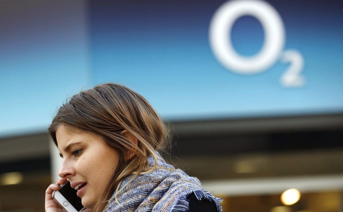 Hutchison Whampoa said it agreed to buy British mobile operator O2 for as much as £10.25 billion. Photo: Reuters