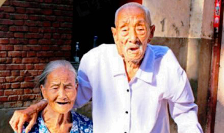 The couple have been married for more 90 years, longer than the life expectancy in China. Photo: Weibo