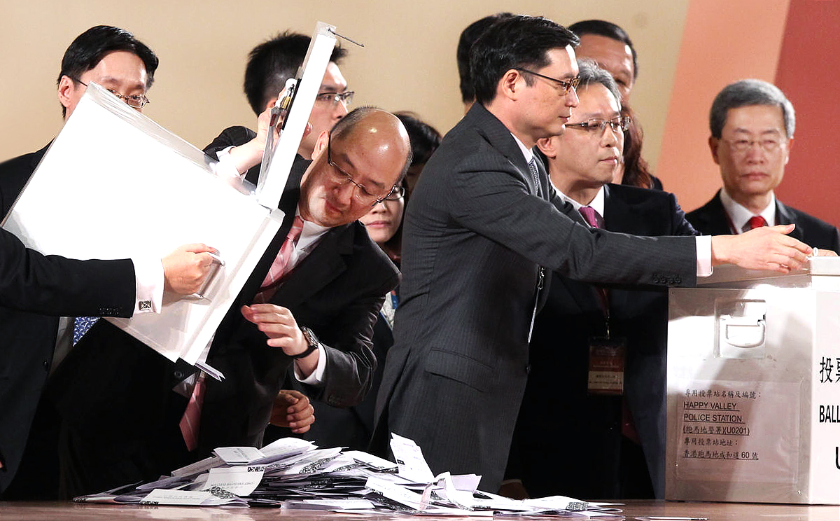 Votes being counted in the 2012 election. Photo: Sam Tsang