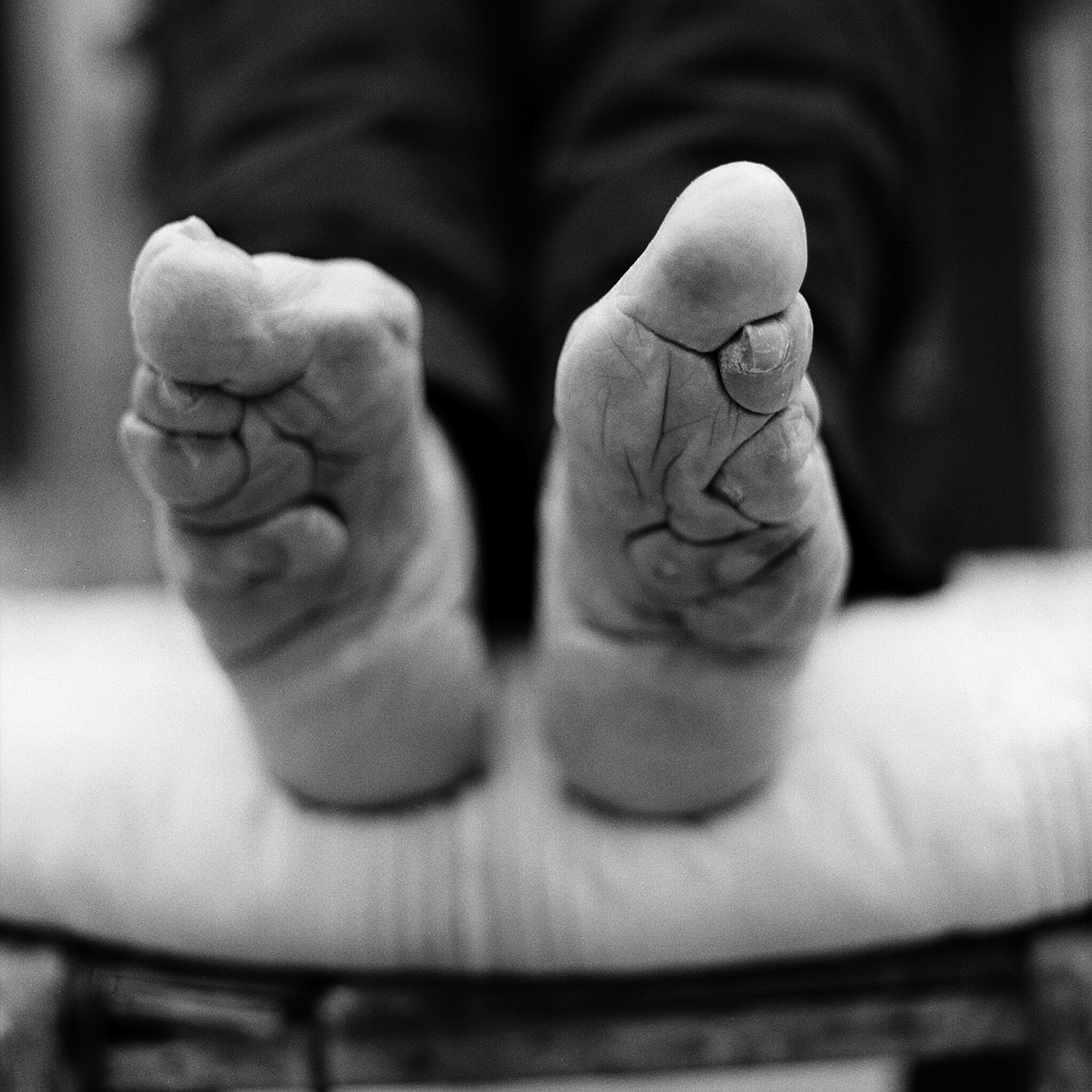 An image from Jo Farrell's upcoming book shows the feet of Yang Jinge, 87. Photo: Jo Farrell