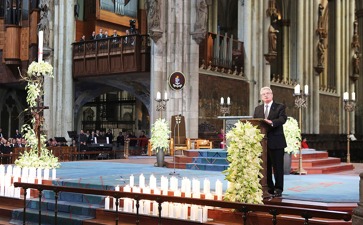 Germany's President Joachim Gauck speaks during the memorial service for the victims of the Germanwings crash in the Cologne Cathedral. Photo: EPA