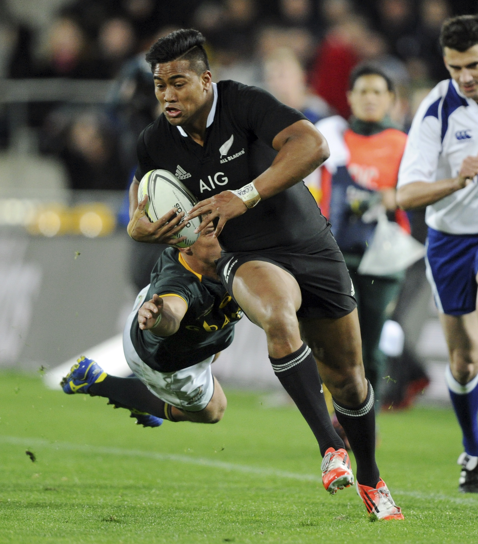Julian Savea, nicknamed “The Bus” for his rampaging ball running, has scored a remarkable 30 tries in 33 tests. Photo: AP