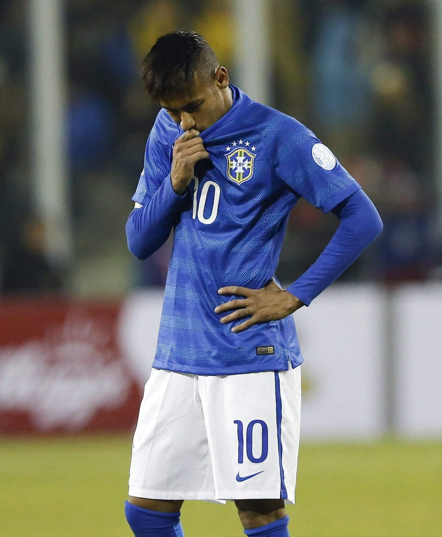 Neymar reacts after the defeat. Photo: EPA