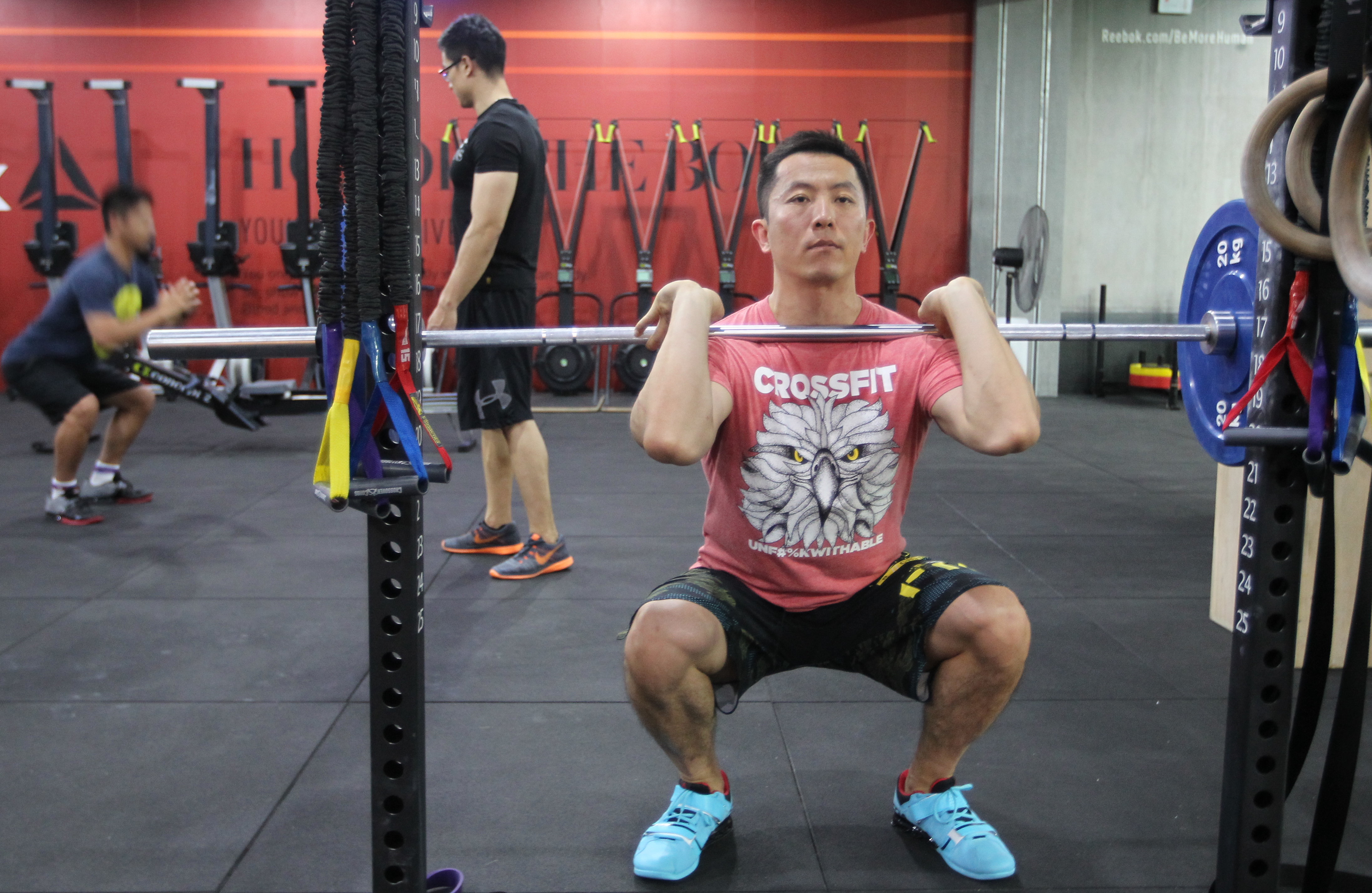 China's 'fitness fever' as women pursue firm abs (3) - People's